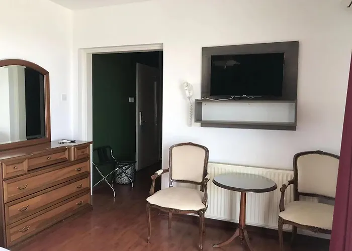 Ξενοδοχείο St Elena Boutique 3*