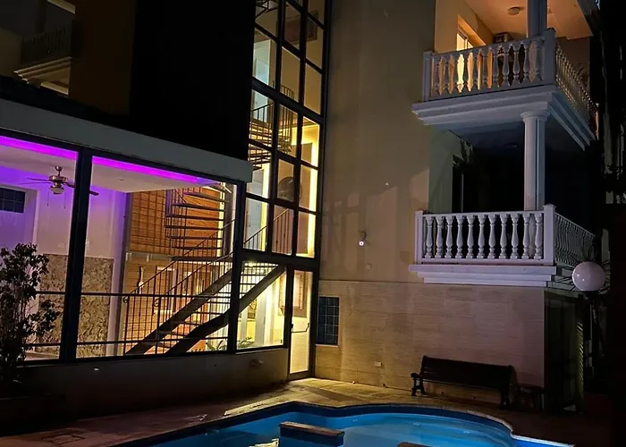 Ξενοδοχείο St Elena Boutique 3*