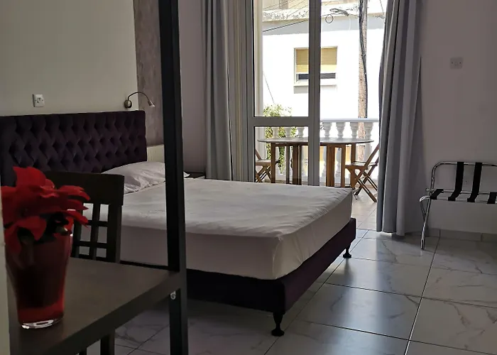 Ξενοδοχείο St Elena Boutique 3*