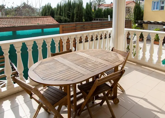 St Elena Boutique Λάρνακα