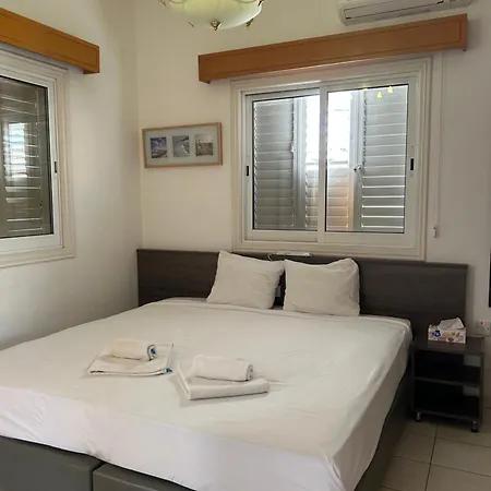 St Elena Boutique Larnaka