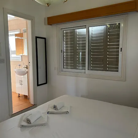 St Elena Boutique מלון 3*