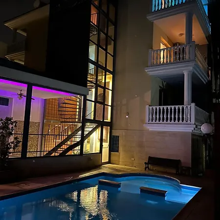 מלון St Elena Boutique 3*