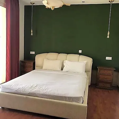 St Elena Boutique