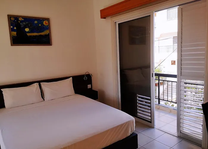 Hotel St Elena Boutique 3*